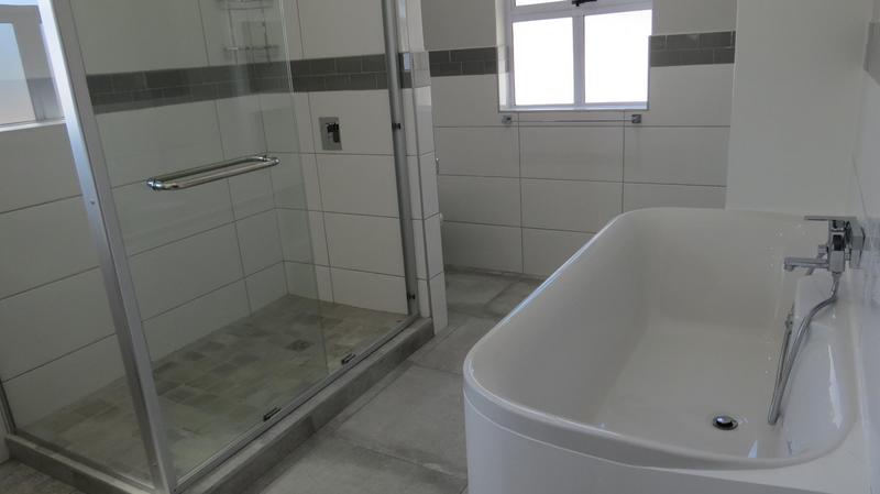 4 Bedroom Property for Sale in Myburgh Park Western Cape